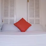 Houm Villa Samil